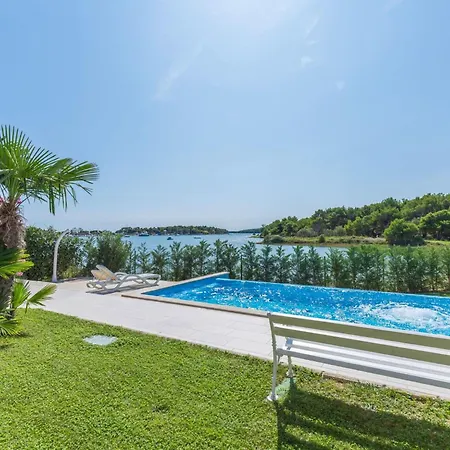 Vizula By Interhome *